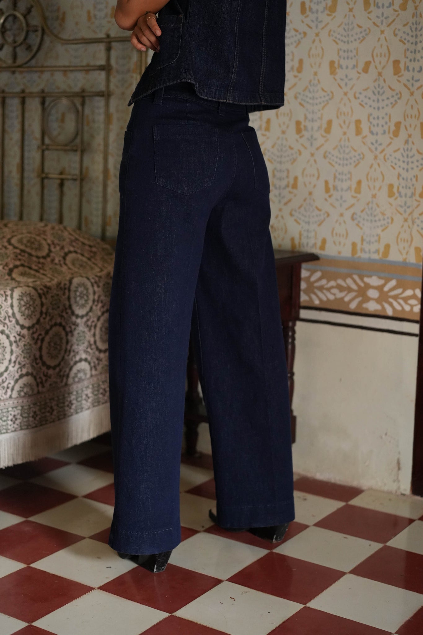 Navy Petit Wide Jeans