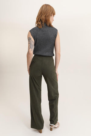 Velvet buttoned pants